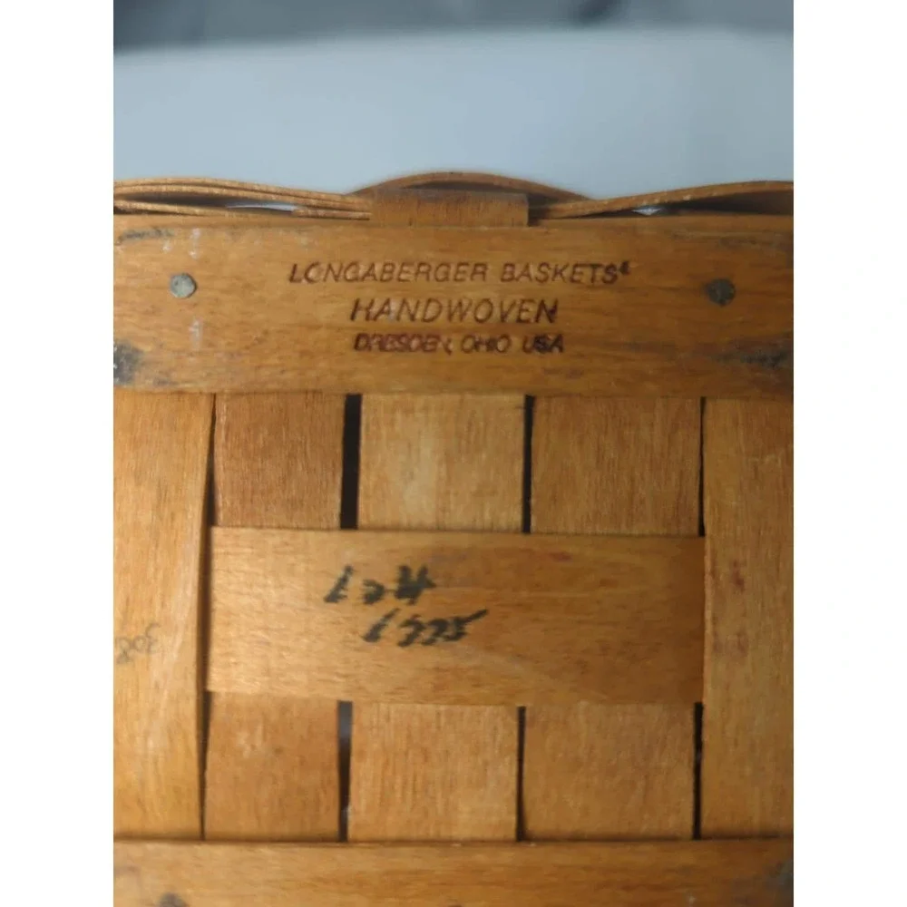 Longaberger Basket Handwoven Marked signed 1995 Small 6